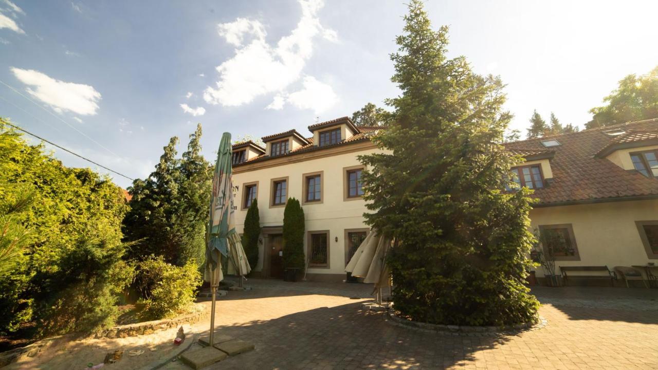 Stary Dum Otel Cernosice Dış mekan fotoğraf