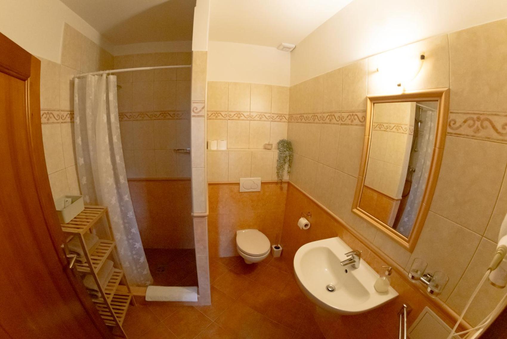 Stary Dum Otel Cernosice Dış mekan fotoğraf